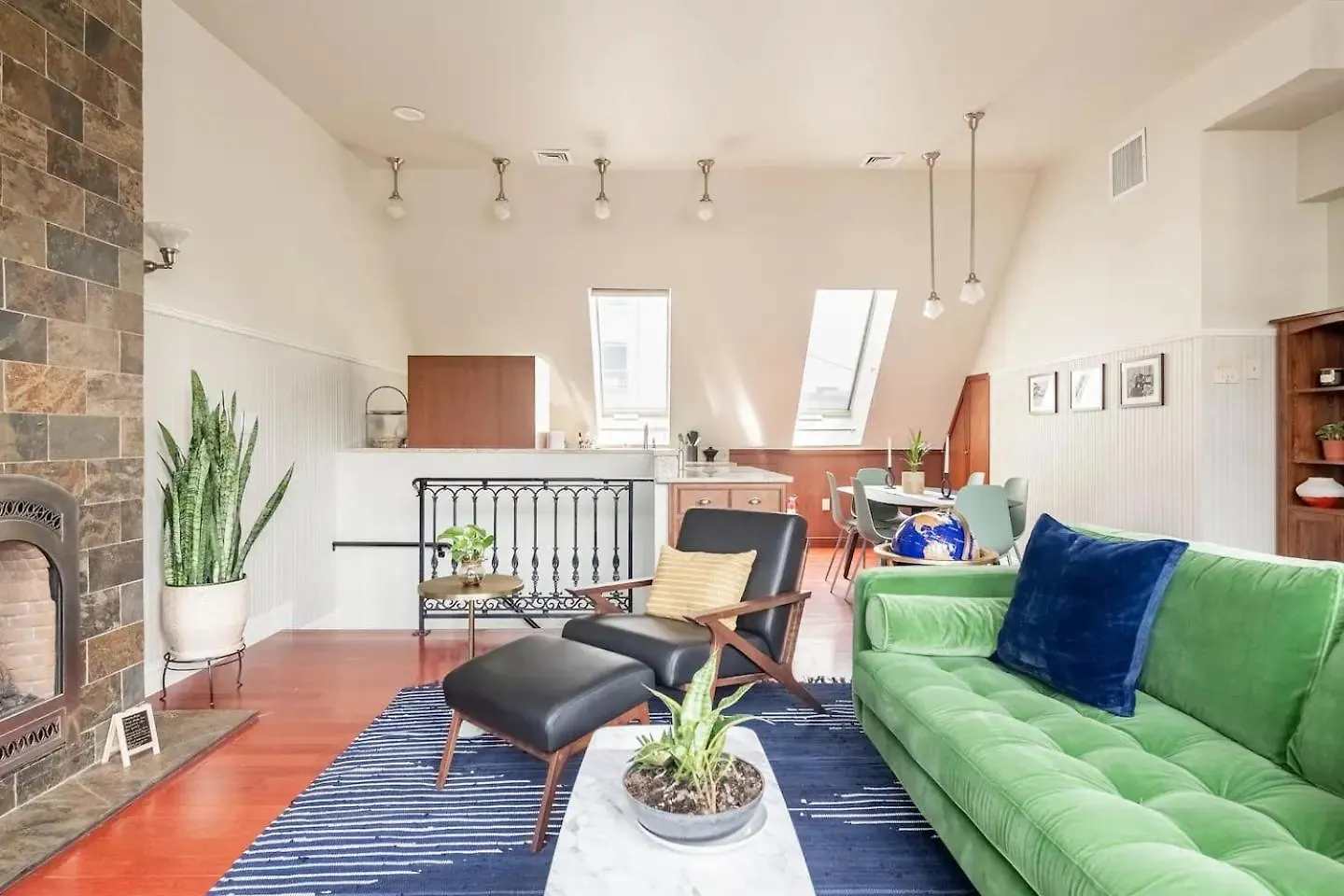 Lofty & Bright Greenwich Getaway W Private Rooftop New York USA