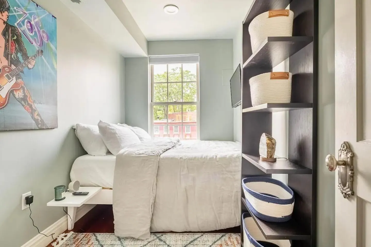 Lofty & Bright Greenwich Getaway W Private Rooftop New York