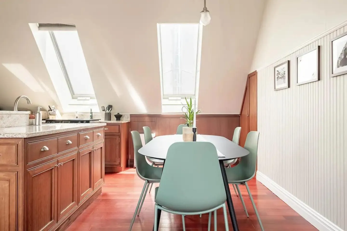 Lofty & Bright Greenwich Getaway W Private Rooftop New York USA