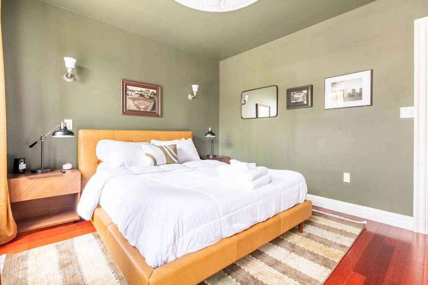 Lofty & Bright Greenwich Getaway W Private Rooftop New York 0*,